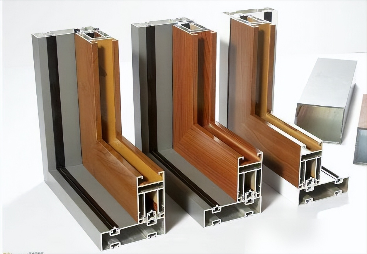 封阳台门窗别瞎买!老师傅血泪教训:选对这种材料,省电30%、多用30年! 封阳台门窗别瞎买!老师傅血泪教训:选对这种材料,省电30%、多用30年!