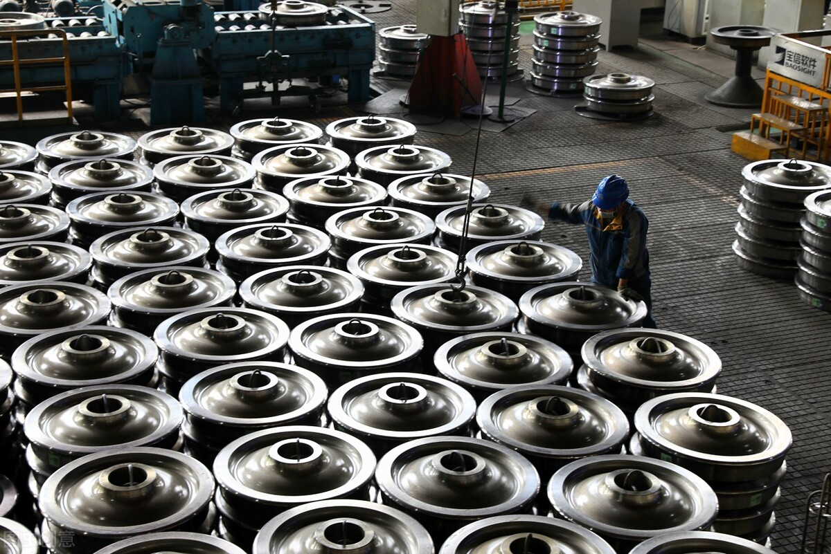 天价回收!904L不锈钢:废金属中的“软黄金”,每吨狂飙至4万元! 天价回收!904L不锈钢:废金属中的“软黄金”,每吨狂飙至4万元!