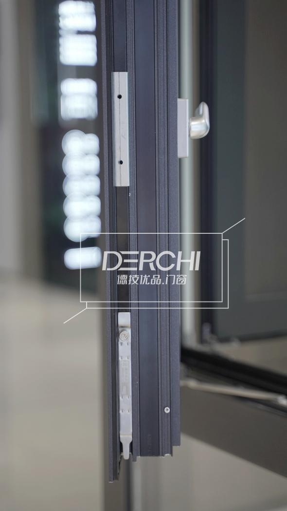 全景视野颠覆体验！诺维斯德技优品奥克兰断桥平开窗，安全与美学双赢